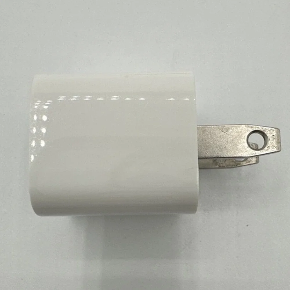 Apple genuine 5w